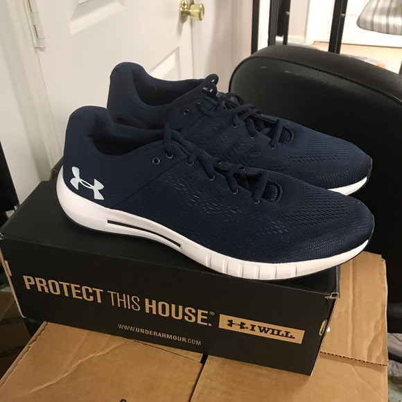 Mens Under Armour Shoes - Picture 6 of 6